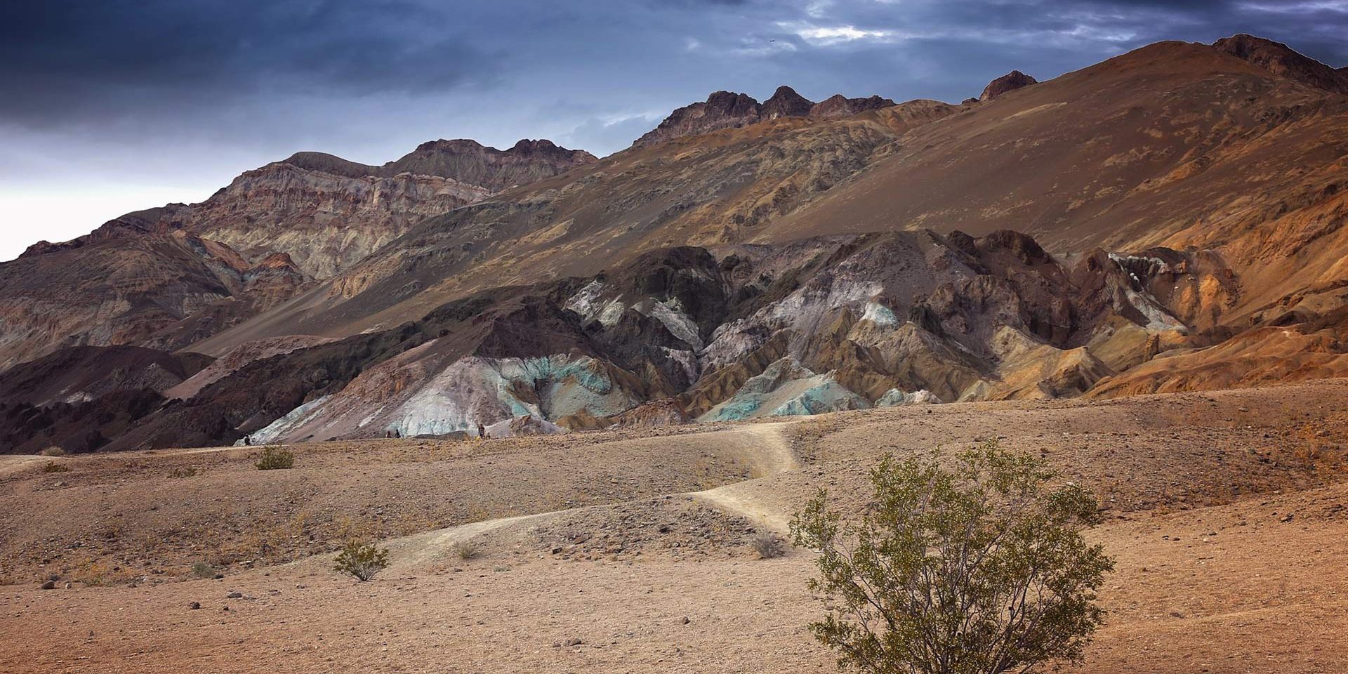 US Top 10 of the most mysterious places in the world US Top 10 of the most mysterious places in the world