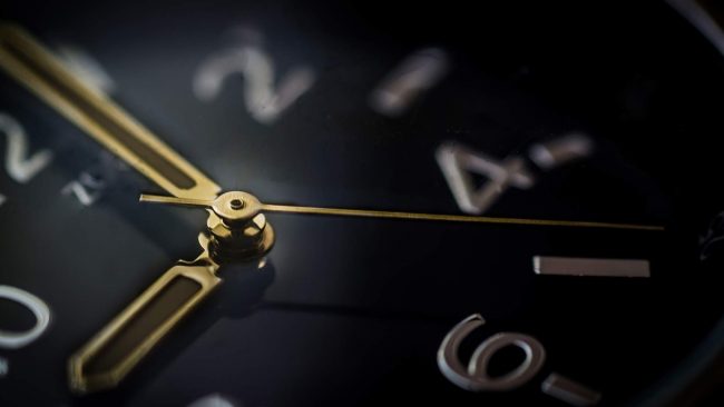 US The organization of time a key to success glass time watch business